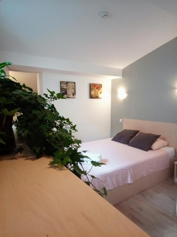 Гостевой дом Central Guesthouse Бухарест-109