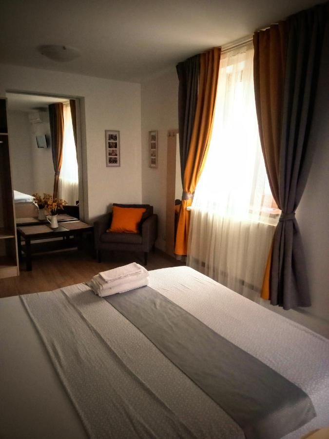 Гостевой дом Central Guesthouse Бухарест-21