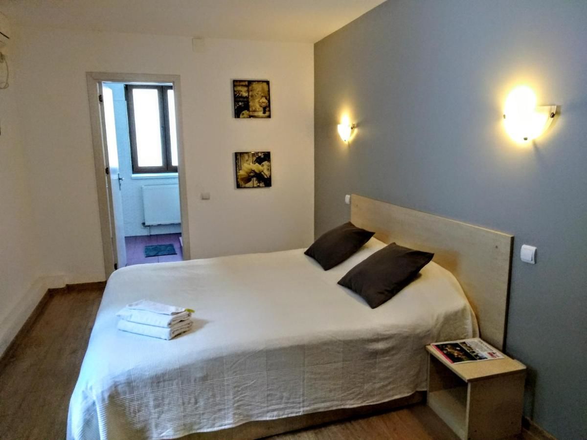 Гостевой дом Central Guesthouse Бухарест-46