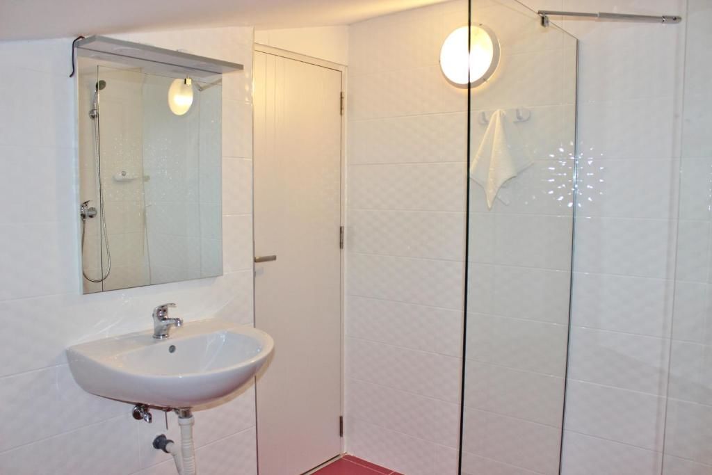 Гостевой дом Central Guesthouse Бухарест-79