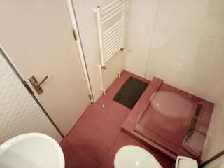 Гостевой дом Central Guesthouse Бухарест Улучшенный двухместный номер с 1 кроватью-73